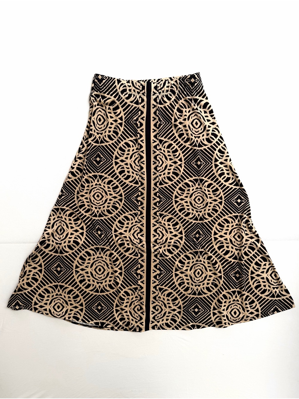 Metro wear Abstract Geometric Maxi Boho Skirt — Y2k luxe vacation resort